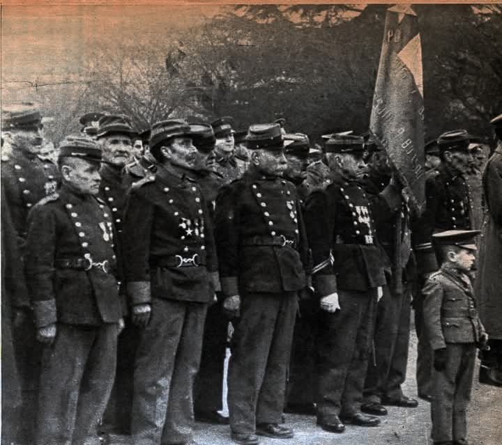 Cien Águilas participa en conmemoración por el Día del Veterano del 79